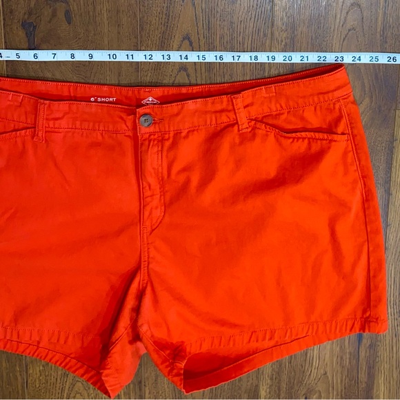 🍒St. John's Bay Vibrant Red Women's Shorts - Picture 3 of 12